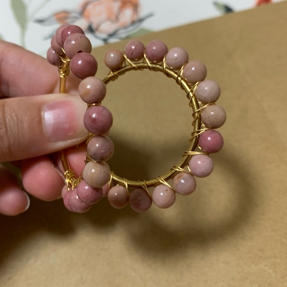 Natural stone hoop earrings, pink tones - Picture 2 of 5